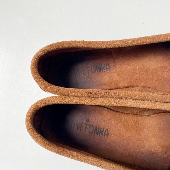 Minnetonka Moccasin Genuine Suede Leather, Size 7 - Picture 6 of 10